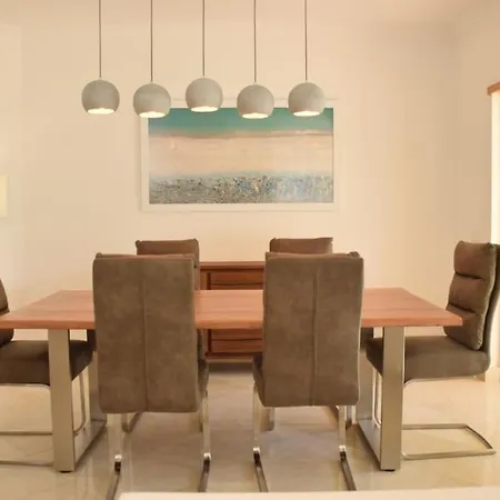 Sunny Modern, Luxurious T3, Close To Golf And Conceição