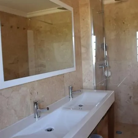 Sunny Modern, Luxurious T3, Close To Golf And * Conceição