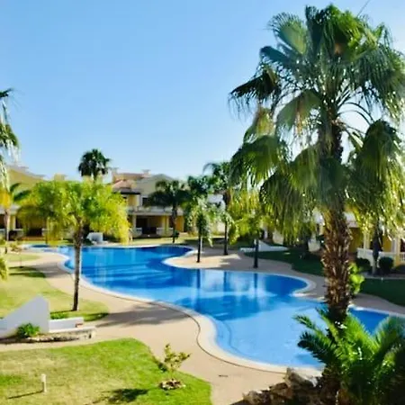 Sunny Modern, Luxurious T3, Close To Golf And Villa Conceição